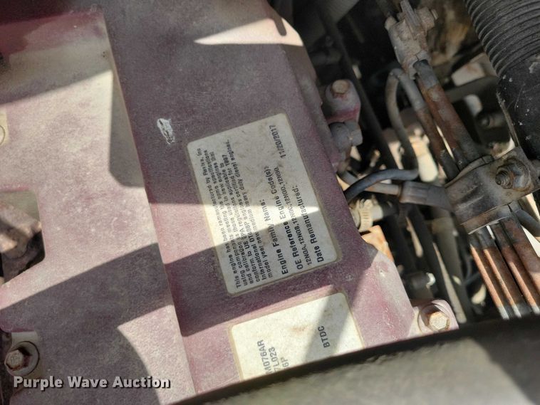image for item DZ7037 1995 International 4900 refuse truck