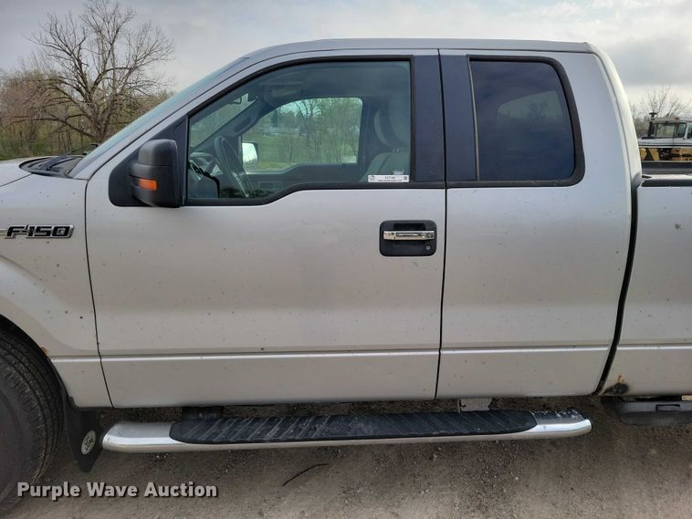 image for item DZ7043 2009 Ford F150 Ext. Cab pickup truck