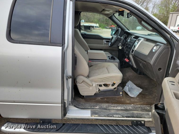 image for item DZ7043 2009 Ford F150 Ext. Cab pickup truck