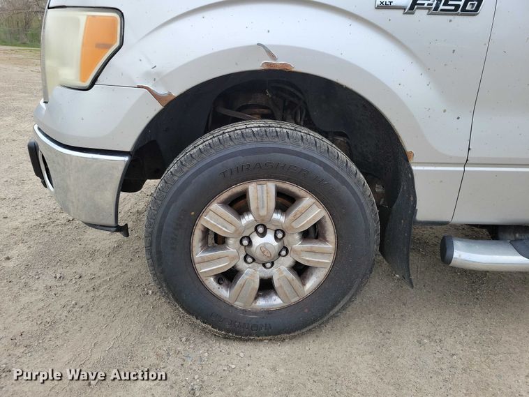 image for item DZ7043 2009 Ford F150 Ext. Cab pickup truck