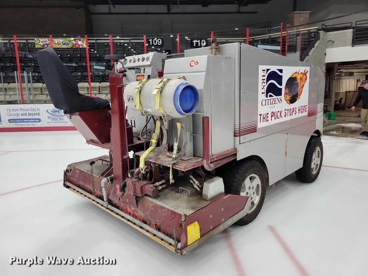 image for item DZ7055 1992 Olympia ST-95 ice resurfacer