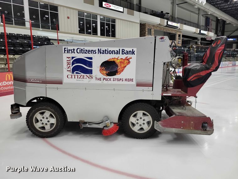 image for item DZ7055 1992 Olympia ST-95 ice resurfacer