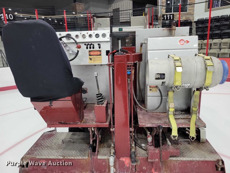 image for item DZ7055 1992 Olympia ST-95 ice resurfacer
