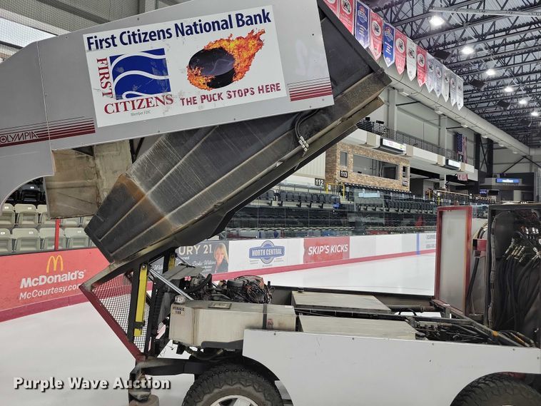 image for item DZ7055 1992 Olympia ST-95 ice resurfacer