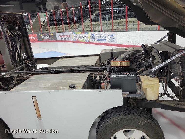 image for item DZ7055 1992 Olympia ST-95 ice resurfacer