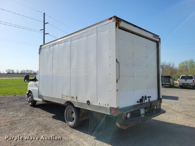 image for item DZ7056 2014 Chevrolet Express 3500 box truck