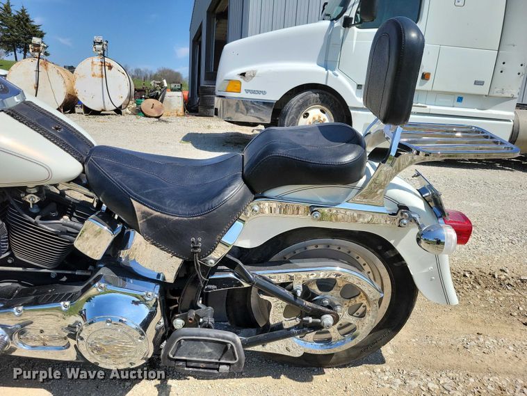 image for item DZ7060 2000 Harley Davidson  Fatboy motorcycle