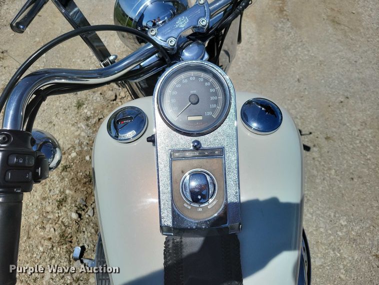 image for item DZ7060 2000 Harley Davidson  Fatboy motorcycle