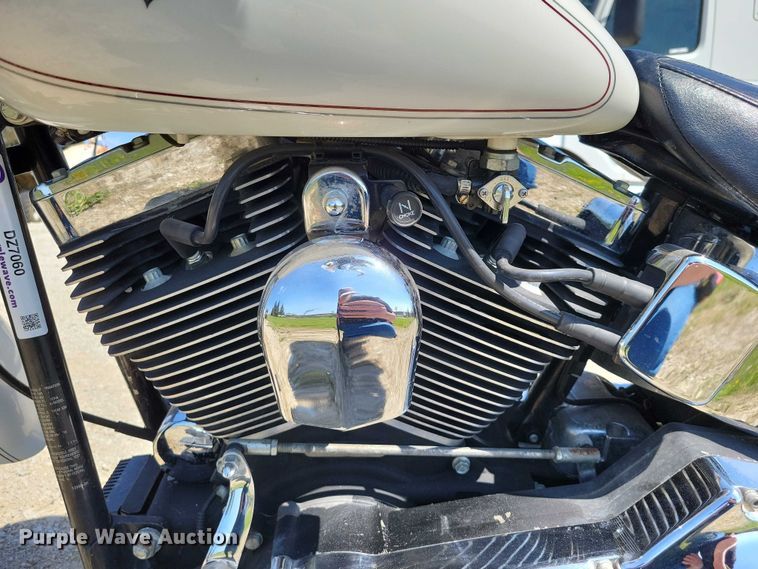 image for item DZ7060 2000 Harley Davidson  Fatboy motorcycle