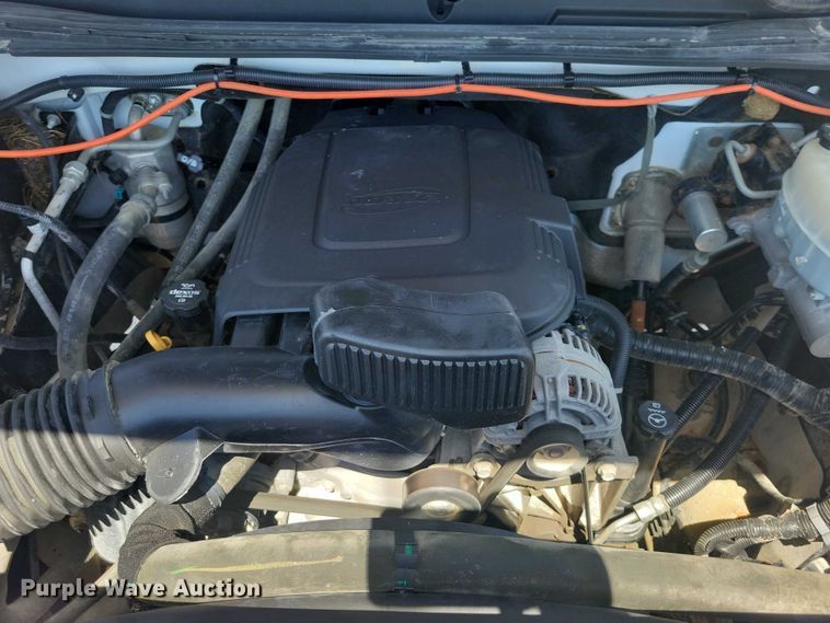 image for item DZ7061 2012 Chevrolet Silverado 2500HD Crew Cab pickup truck