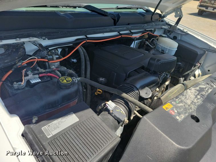 image for item DZ7061 2012 Chevrolet Silverado 2500HD Crew Cab pickup truck