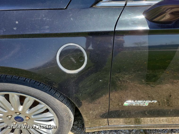 image for item DZ7062 2013 Ford Fusion  