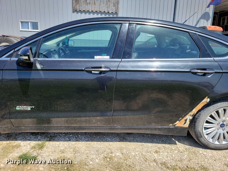 image for item DZ7062 2013 Ford Fusion  