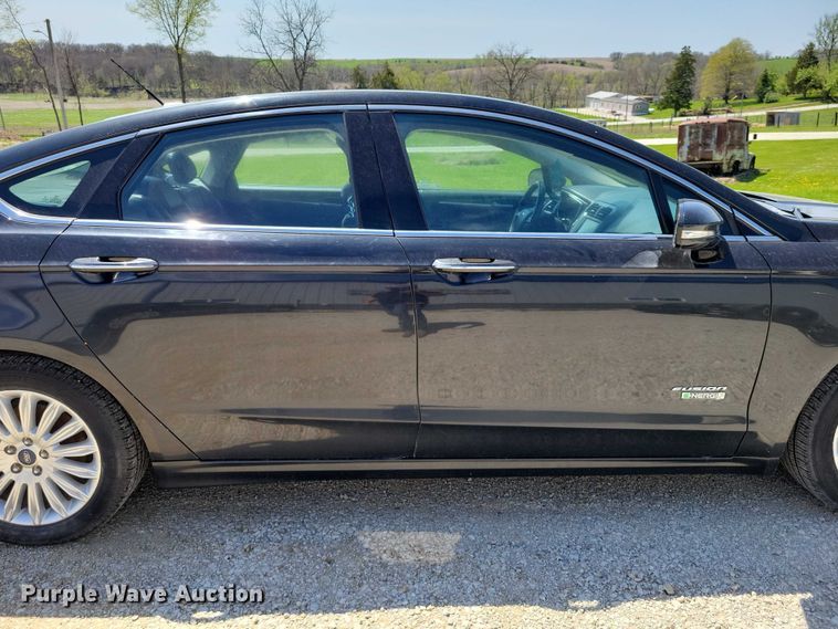 image for item DZ7062 2013 Ford Fusion  