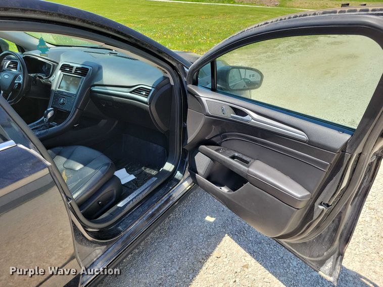 image for item DZ7062 2013 Ford Fusion  