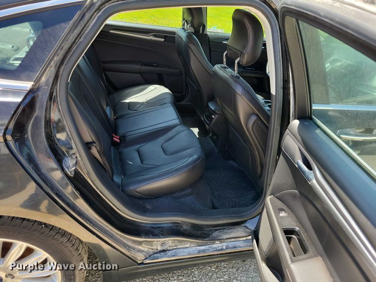 image for item DZ7062 2013 Ford Fusion  