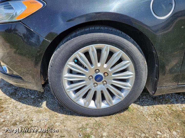 image for item DZ7062 2013 Ford Fusion  