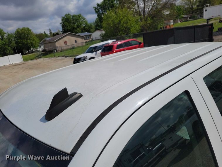 image for item DZ7080 2018 Chevrolet Silverado 2500HD Crew Cab pickup truck