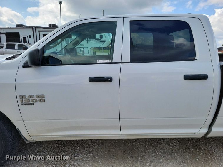 image for item DZ7081 2019 RAM 1500 Crew Cab pickup truck