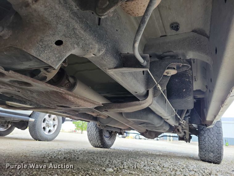 image for item DZ7081 2019 RAM 1500 Crew Cab pickup truck