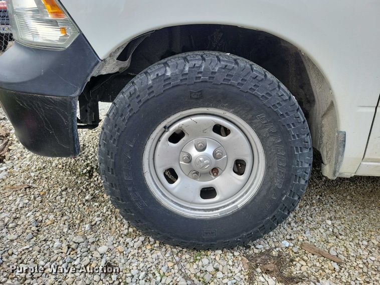 image for item DZ7081 2019 RAM 1500 Crew Cab pickup truck