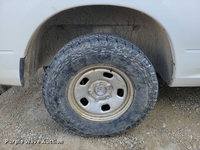 image for item DZ7081 2019 RAM 1500 Crew Cab pickup truck
