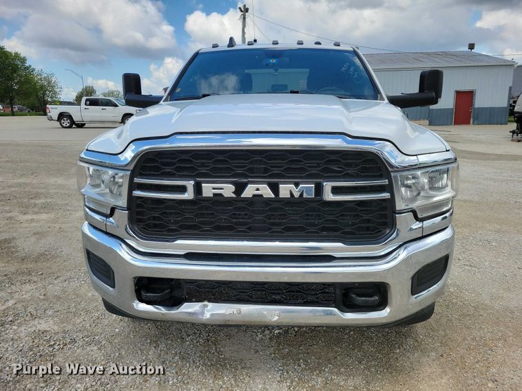 image for item DZ7082 2021 RAM 2500 Crew Cab pickup truck