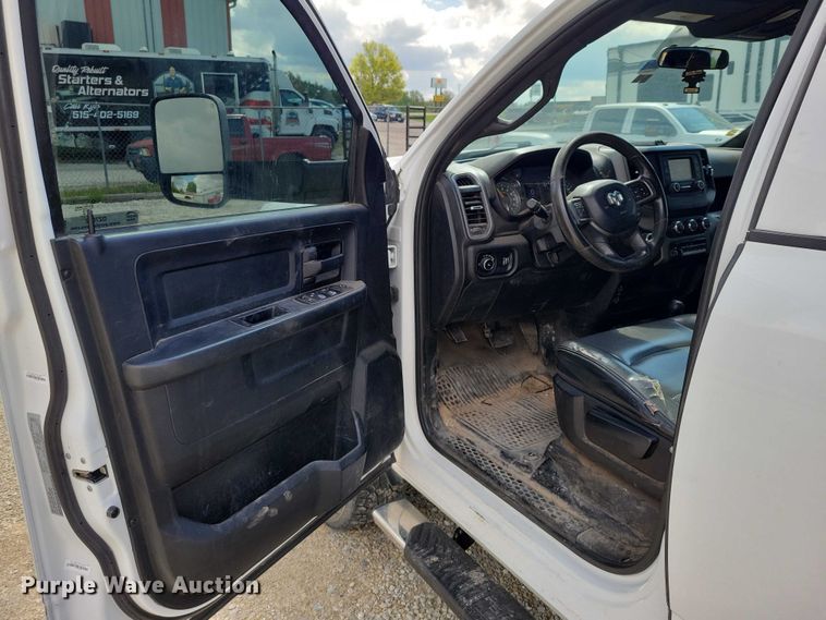 image for item DZ7082 2021 RAM 2500 Crew Cab pickup truck