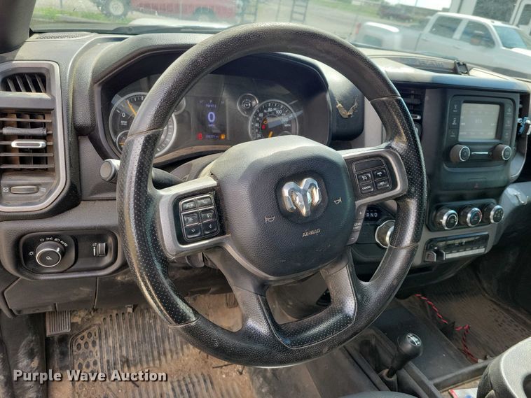 image for item DZ7082 2021 RAM 2500 Crew Cab pickup truck