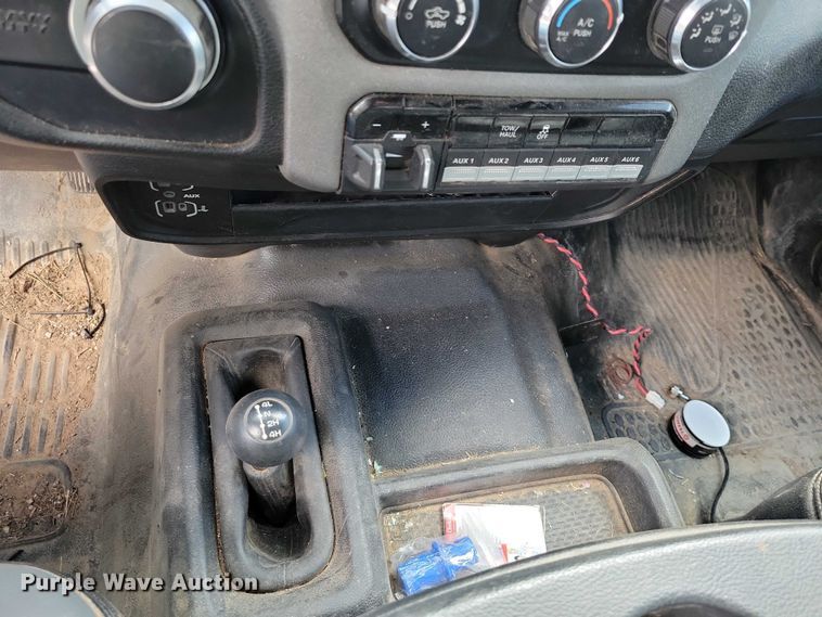 image for item DZ7082 2021 RAM 2500 Crew Cab pickup truck