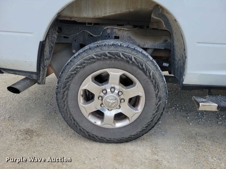 image for item DZ7082 2021 RAM 2500 Crew Cab pickup truck