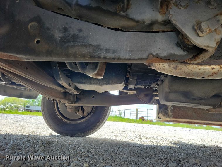 image for item DZ7083 2014 Ford E450 shuttle bus