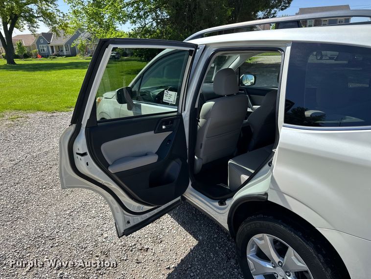 image for item EA4836 2015 Subaru Forester SUV