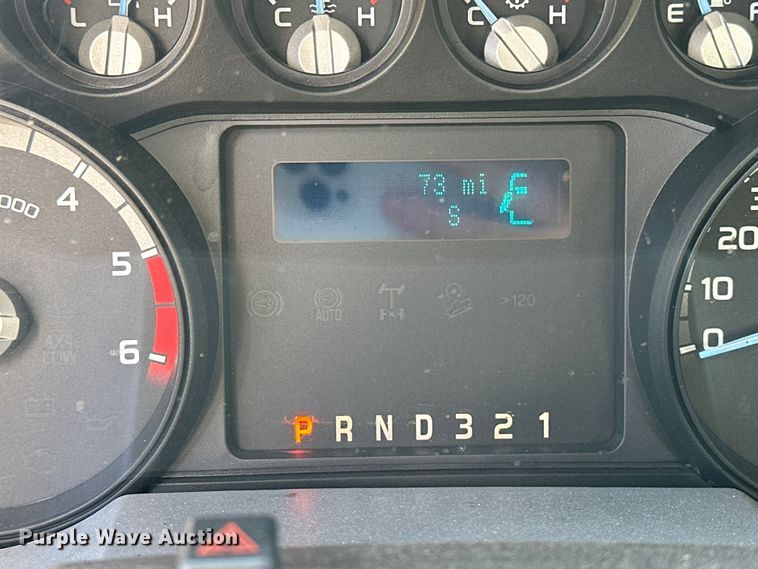 image for item EA4837 2014 Ford F450 Super Duty box truck