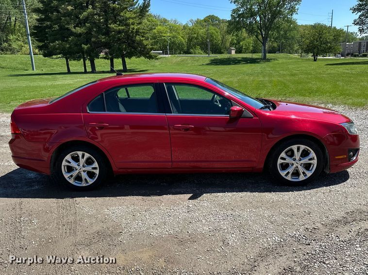 image for item EA4841 2012 Ford Fusion SE 