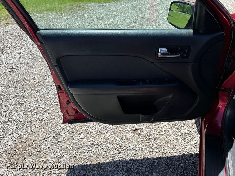 image for item EA4841 2012 Ford Fusion SE 