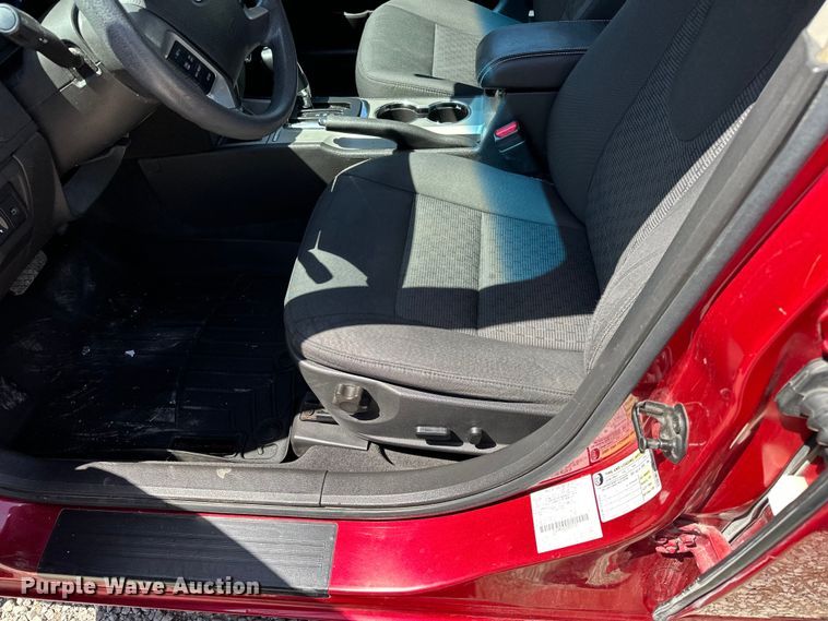 image for item EA4841 2012 Ford Fusion SE 