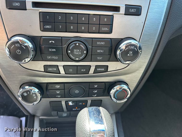 image for item EA4841 2012 Ford Fusion SE 