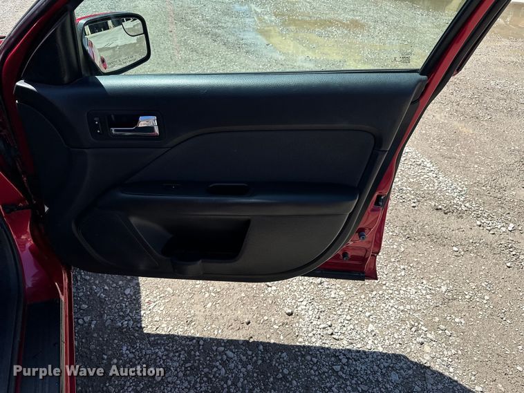 image for item EA4841 2012 Ford Fusion SE 