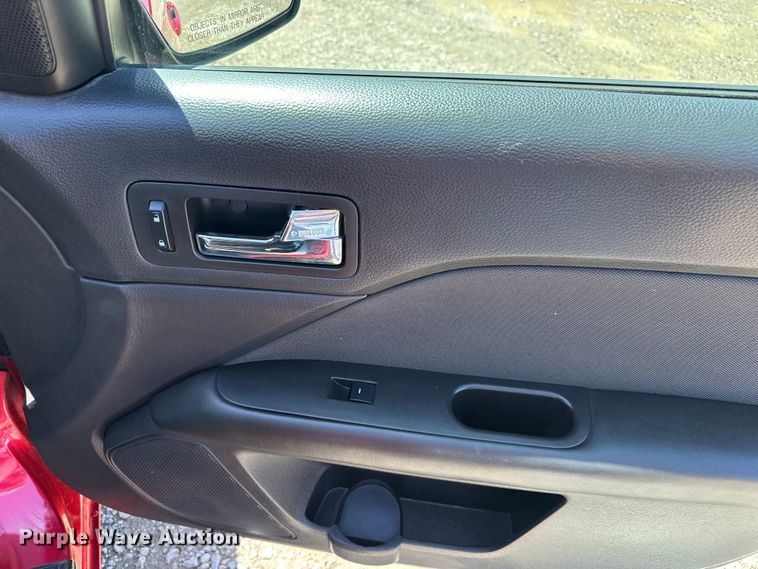 image for item EA4841 2012 Ford Fusion SE 
