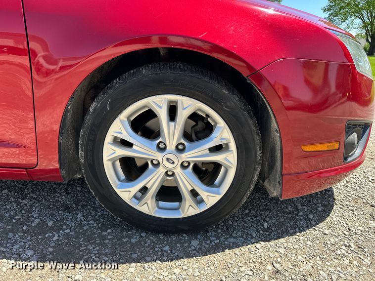 image for item EA4841 2012 Ford Fusion SE 