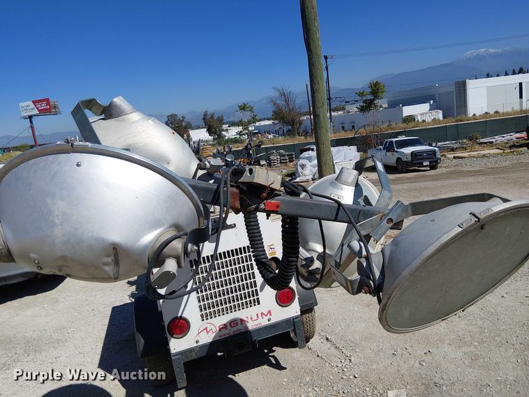 image for item EE5307 2013 Magnum MLT3060K 01 light plant