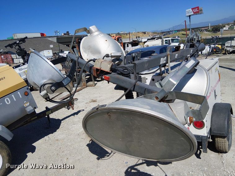 image for item EE5307 2013 Magnum MLT3060K 01 light plant