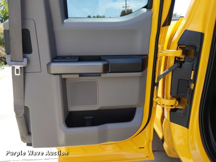 image for item EE5315 2020 Ford F150 Ext. Cab pickup truck