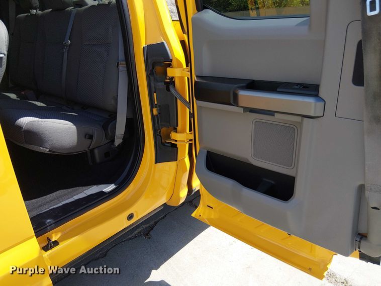 image for item EE5315 2020 Ford F150 Ext. Cab pickup truck