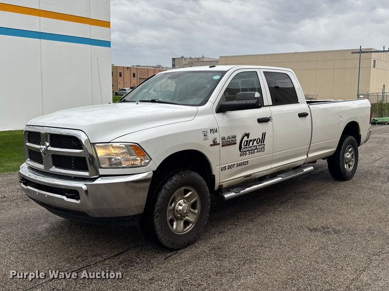 image for item EF2459 2014 RAM 2500 Crew Cab pickup truck