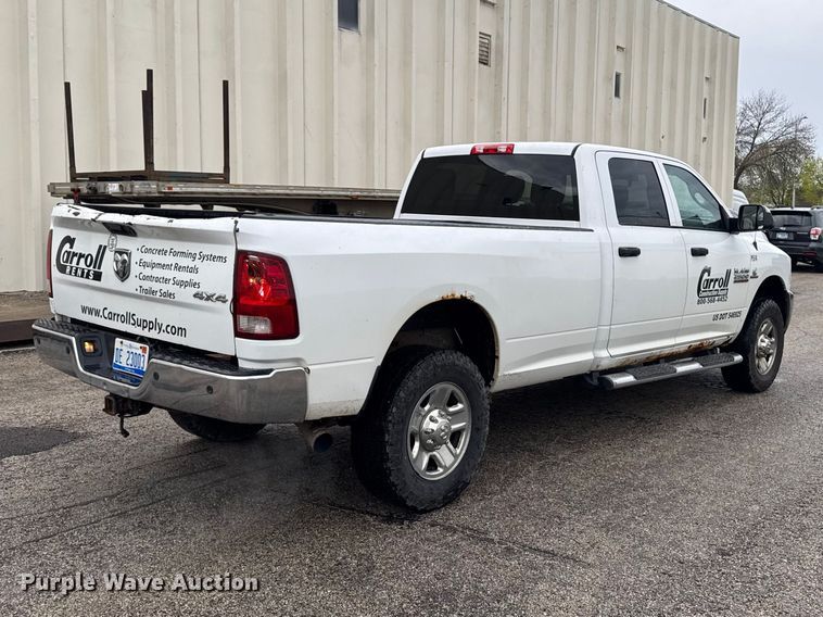 image for item EF2459 2014 RAM 2500 Crew Cab pickup truck