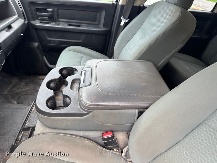 image for item EF2459 2014 RAM 2500 Crew Cab pickup truck
