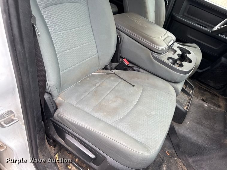 image for item EF2459 2014 RAM 2500 Crew Cab pickup truck
