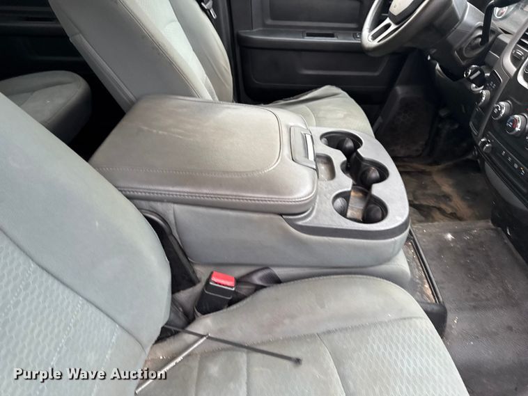 image for item EF2459 2014 RAM 2500 Crew Cab pickup truck